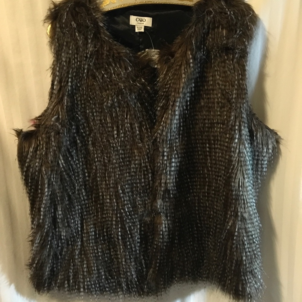 CATO NWT Faux Fur Vest Sz 18/20 W Plush Outerwear